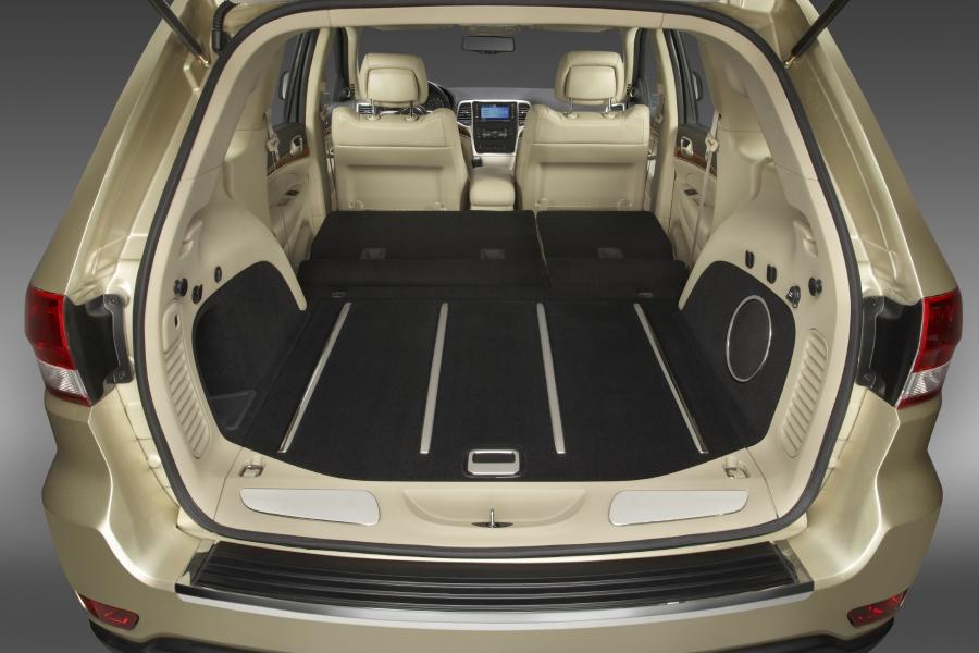  Jeep Grand Cherokee 2011 года  (фото 22 из 91)